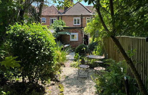 Beautiful 17th Century Cottage - Photo 17