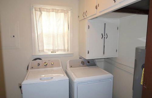 DT Location W Washer and Dryer. Fully Renovated. - Foto 4