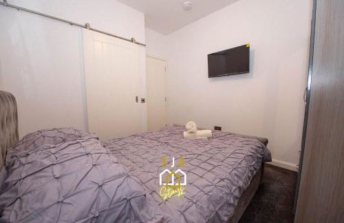 Affleck Stay 2 - SJA Stays - Modern 2 Bed Apartment - Photo 13