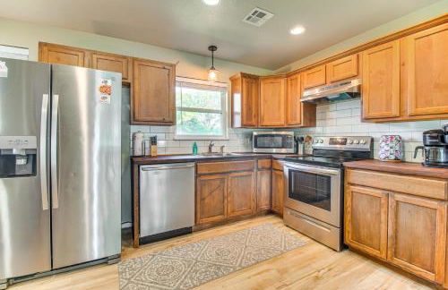 On-Site Lake Access Pet-Friendly Vinita Home - Foto 10