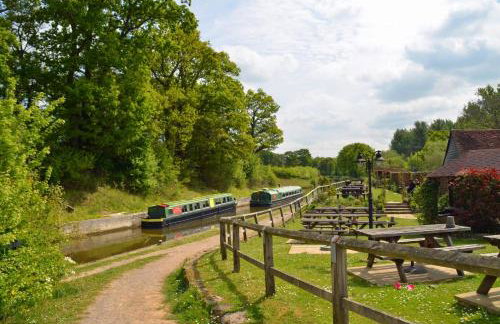 Hell Fyre 1594 by inspirestays-com - Photo 30