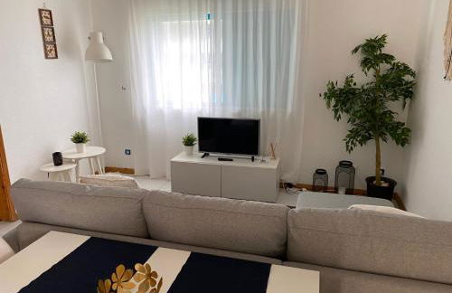Lovely and Cozy Quiaios 1 Bed Apartment - Foto 2