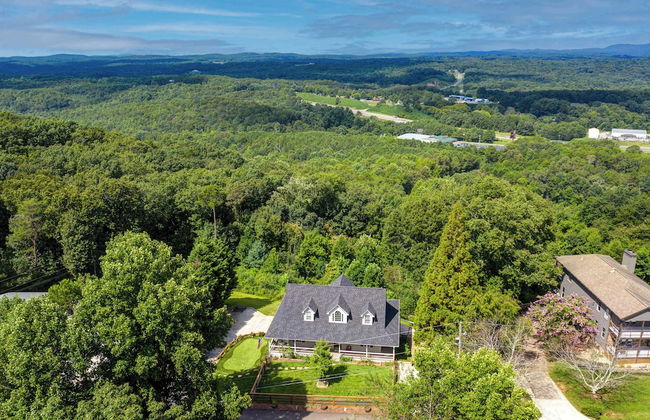 Sunset View 3 BDR Close to Downtown! - Photo 69