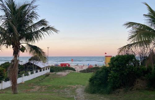 Segurança e conforto na Praia Brava a 100 do mar - Condomínio Curimã - Foto 24