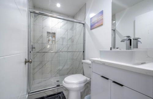 Modern Apartment in Studio City - Foto 17