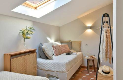 Villa Sorriso mit Pool direkt am Meer - Foto 9