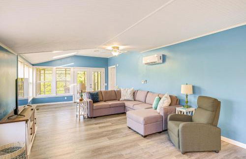 Bayfront Steuben Home with Screened Porch and Fire Pit - Foto 5