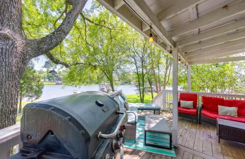 Dock, Deck and Kayaks Home on Cedar Creek Reservoir - Foto 26