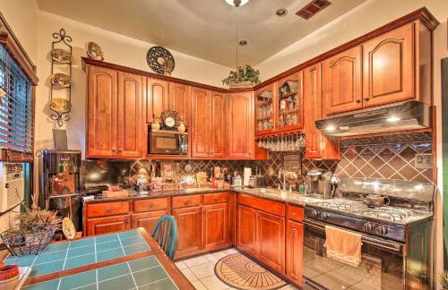 San Antonio Rental w/ Courtyard: Walk to Riverwalk - Foto 9