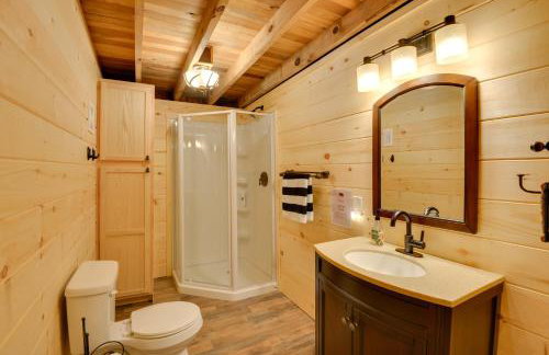 Adirondacks Cabin with Fire Pit on Otter Lake! - Foto 13