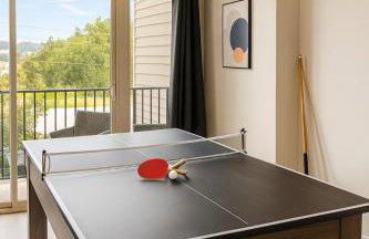 Family Group Retreat 3 Queens Pool Table 2nd - Photo 3