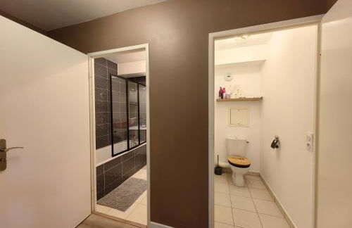 sacha's house ,à coté du RER,val d'europe,Paris-Disney . - Foto 39