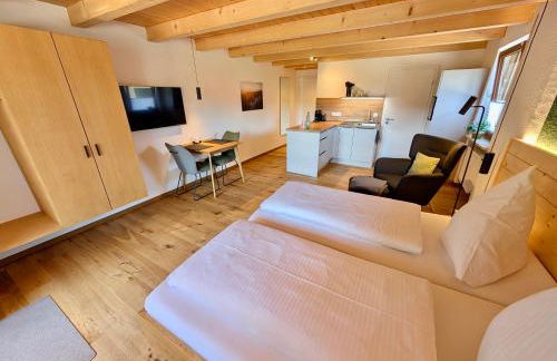 Gästehaus Philipp im Herzen des Fichtelgebirges - 5 Ferienwohnungen, großes Grundstück, Wald und Wiese, Wohnung mit privater Sauna, kostenfreie Parkplätze, WLAN - Foto 39