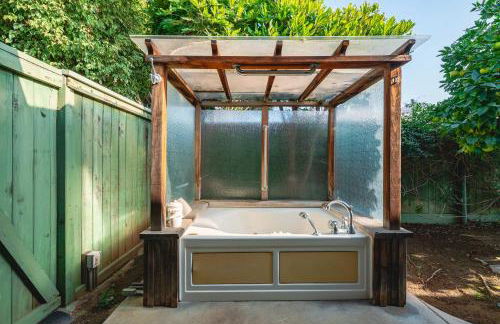 Airy Large Backyard Oasis Perfect Family Getaway - Foto 64