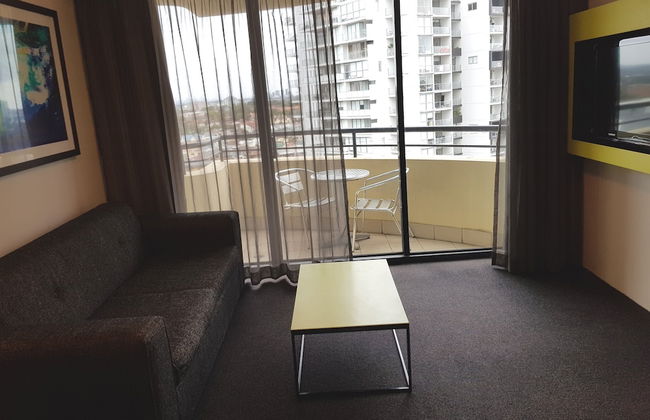 Parramatta Hotel in Mantra Building - Photo 13