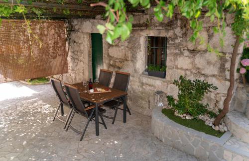 Apartments Srdanovic - Photo 12