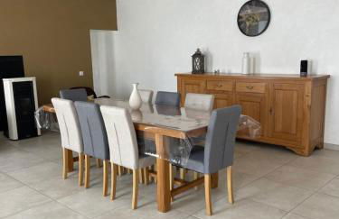 Gîte La Petite Renaudière - proche parc du Puy du F - Photo 2