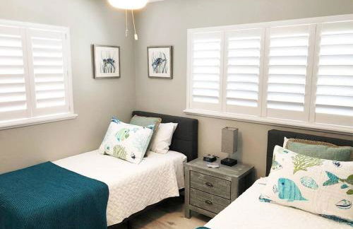 Modern Apartment - 2 of 4 - Photo 2