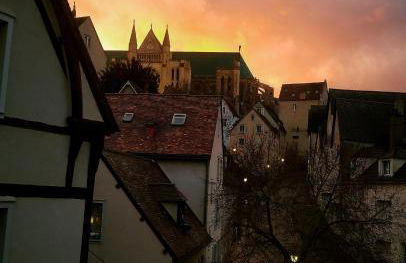 Best of Chartres one bedroom city center and view on the Cathedral - Foto 12