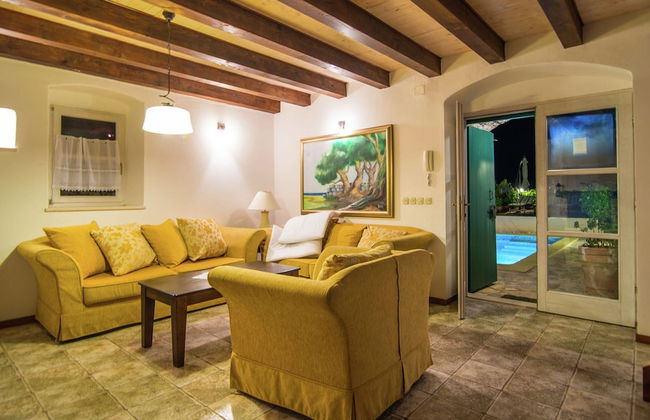 Authentic Villa With Pool on the Island of Brac, Near the Beach - Foto 9