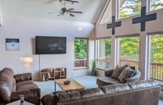 Villa w/ Amazing Bay Views Near Beach w/ Garden, Ping Pong - Foto 29