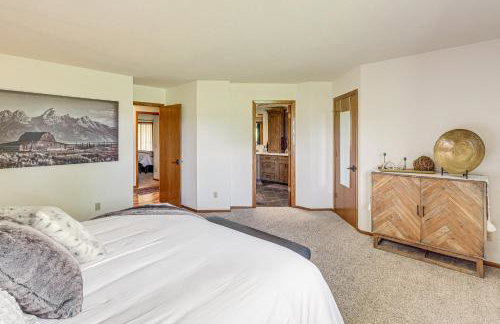 Charming Joliet Ranch House on a Working Farm - Foto 18