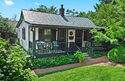 Stunning Cottage in Famous KY Garden -Sleeps 2 - Foto 40