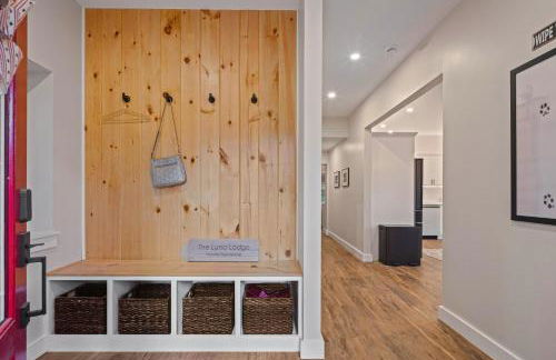 Modern Gem on 15 Acres, 5 Mi to Old Orchard Beach! - Foto 28