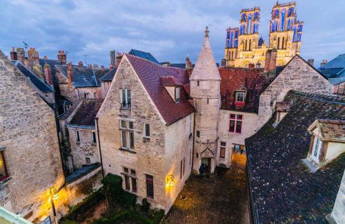 Nid douillet La Cour du Dauphin, Vue cathédrale imprenable - Foto 22