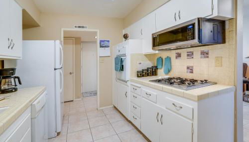 Patio and Yard Sun City Home Near Casinos - Foto 3