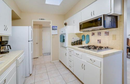 Patio and Yard Sun City Home Near Casinos - Foto 3