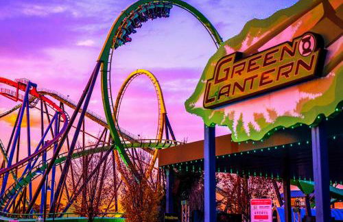 Lovely 5 Bedrooms, 3 Full Baths Home Near Parks! - Foto 65