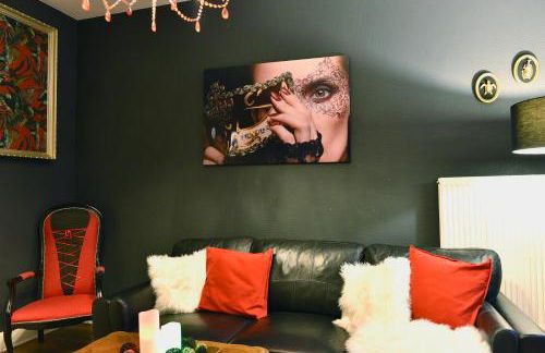 MoonLOVE, SPA/Sauna et Jacuzzi privés, charme et détente. - Foto 15