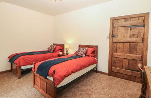 Stoney Cliffe Farm - Photo 13