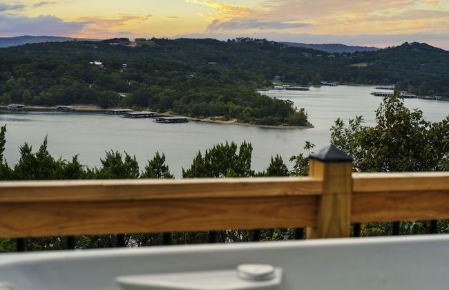 Table Rock Manor at Whitefish Bay - Photo 51