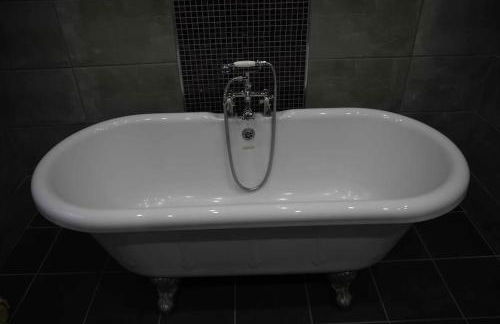 Midsomer Manor, Sleeps 16, Hot Tub, Near Bath - Foto 30