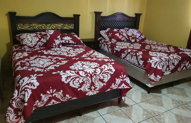 Casa hermosa a 20 minutos del aeropuerto - Photo 3