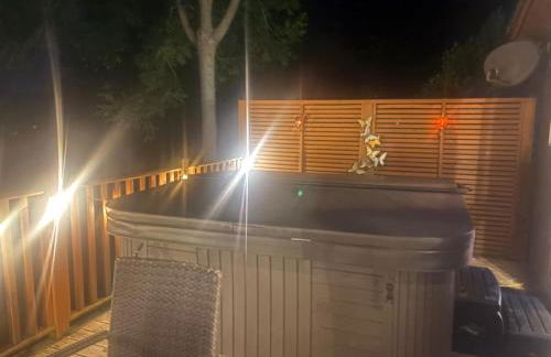 Lukes Lodge, where the fun begins, Woodland View, Hot Tub, dog friendly - Foto 9