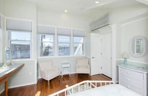 3BR Harborside Home|Gloucester+Rockport|Ocean View - Photo 13