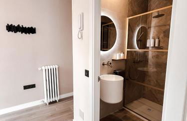 Luxe at the Clouds of Madrid! Atico C Fuencarral - Photo 35