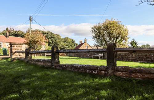 Michaelmass Cottage - Photo 25