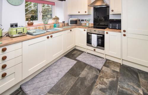 The Old Farm House - Photo 7