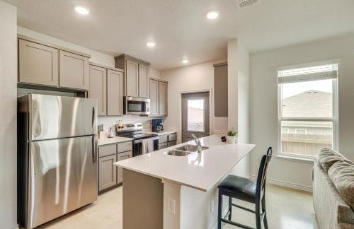2 Mi to Dtwn Dining! Pet-Friendly Temple Townhome - Foto 7