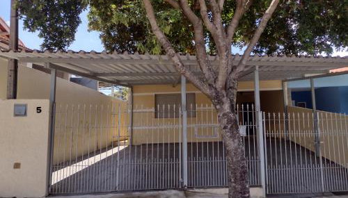 Casa na área central com 3 quartos - Foto 2