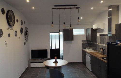 Apartment Valentins Gîte Moulin de Tartay in Avignon by Interhome - Photo 10