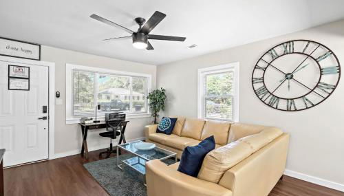 Cottage Under the Magnolia Trees - Photo 4