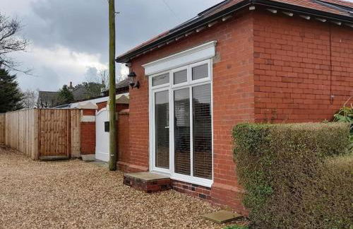 Stunning Coach House with two bedrooms and parking - Foto 10