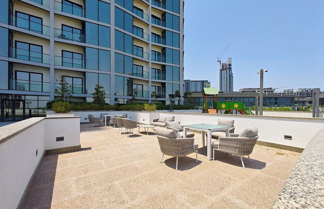 Beautiful Cityscape Views From This Urban Retreat - Foto 47