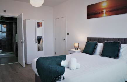 Sapphire House Apartments - Photo 114