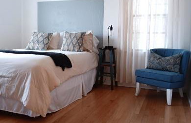 Mid Century Style Cottage Near Historic Downtown - Foto 2